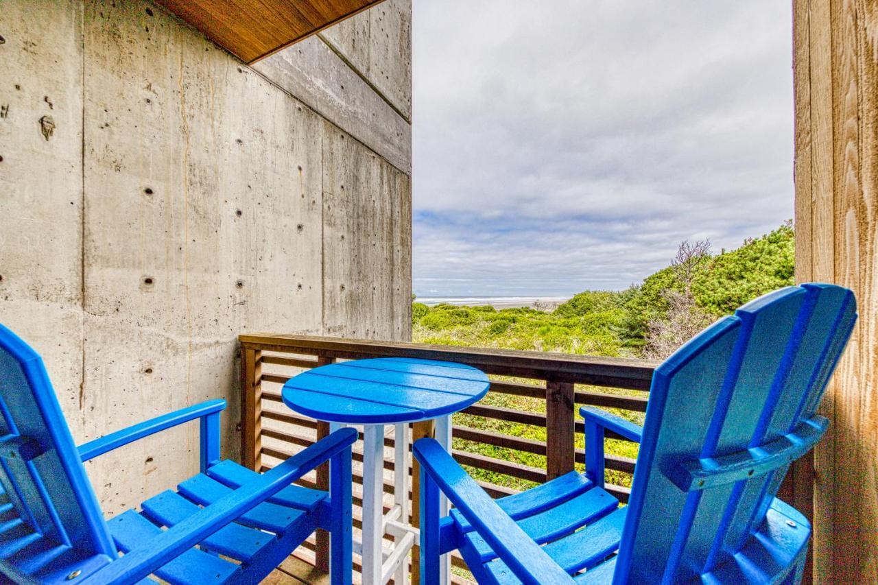 Serenity By The Sea Apartment Rockaway Beach Exterior photo