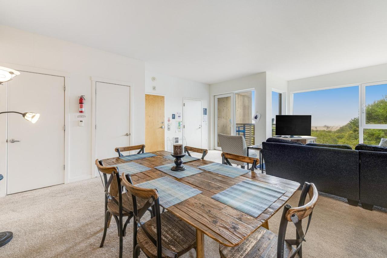 Serenity By The Sea Apartment Rockaway Beach Exterior photo